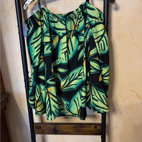 Joseph Ribkoff Size 4 Top - Picture 4 of 6